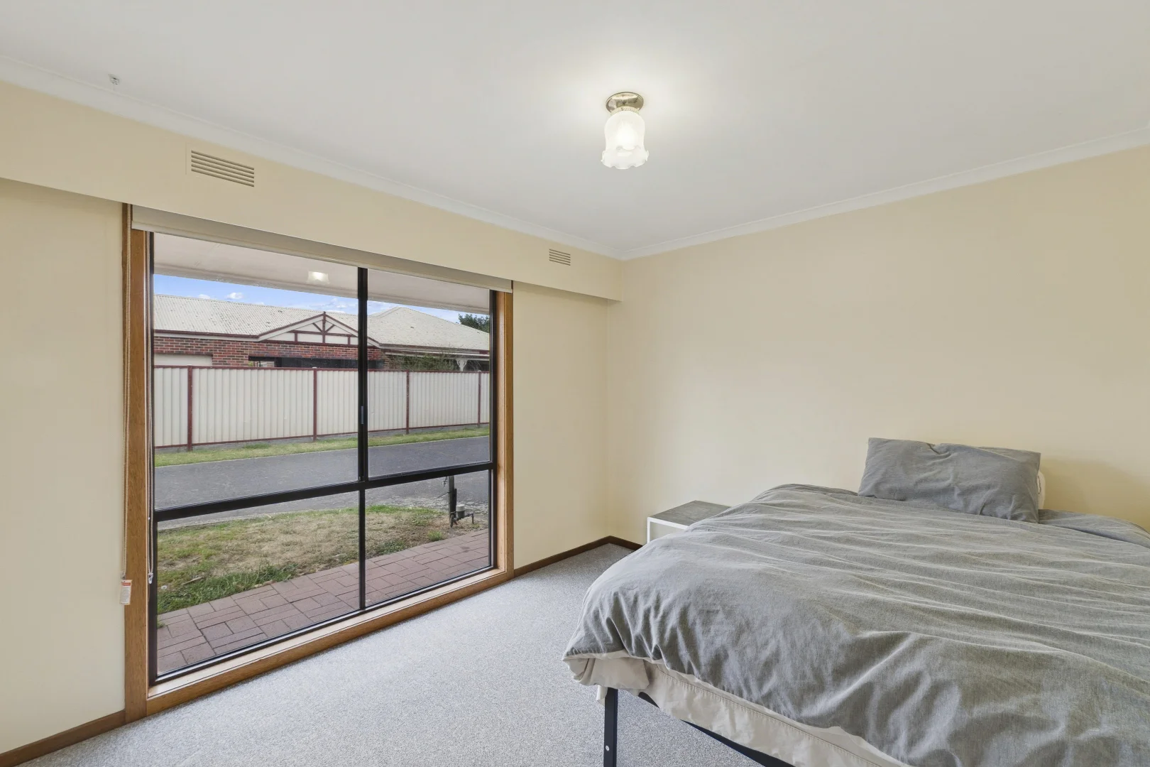 1/28 Hewitt St, Colac VIC 3250 photo 4