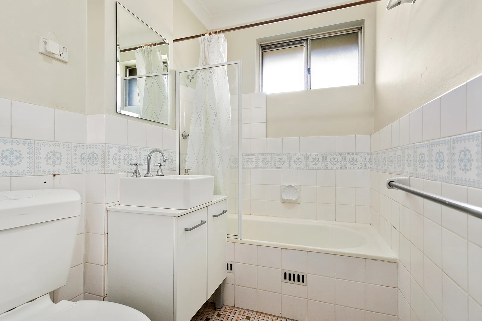 Additional image 6 of 4/142 Gladstone Avenue, Coniston NSW 2500