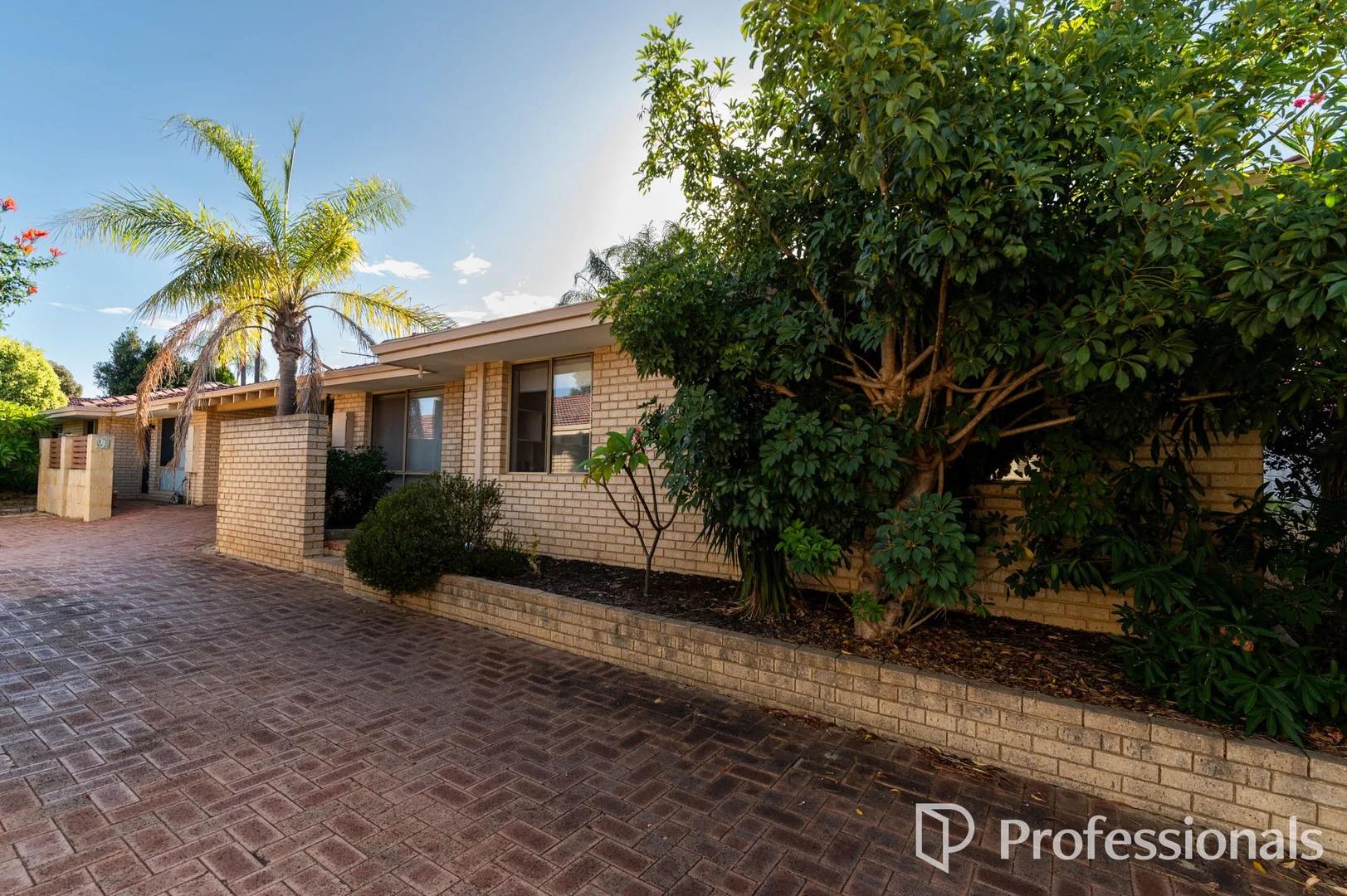 10/23 Cromwell Road, Alexander Heights WA 6064