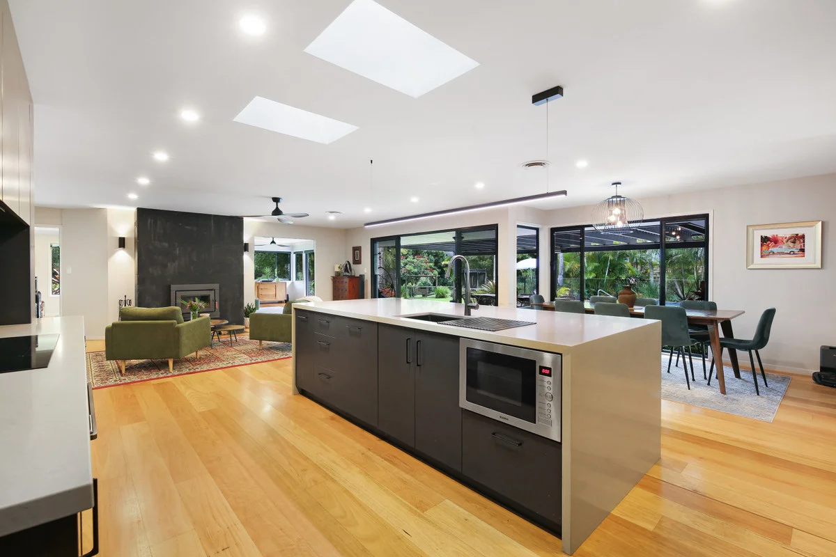 25 Dungogie Drive, Tallebudgera QLD 4228