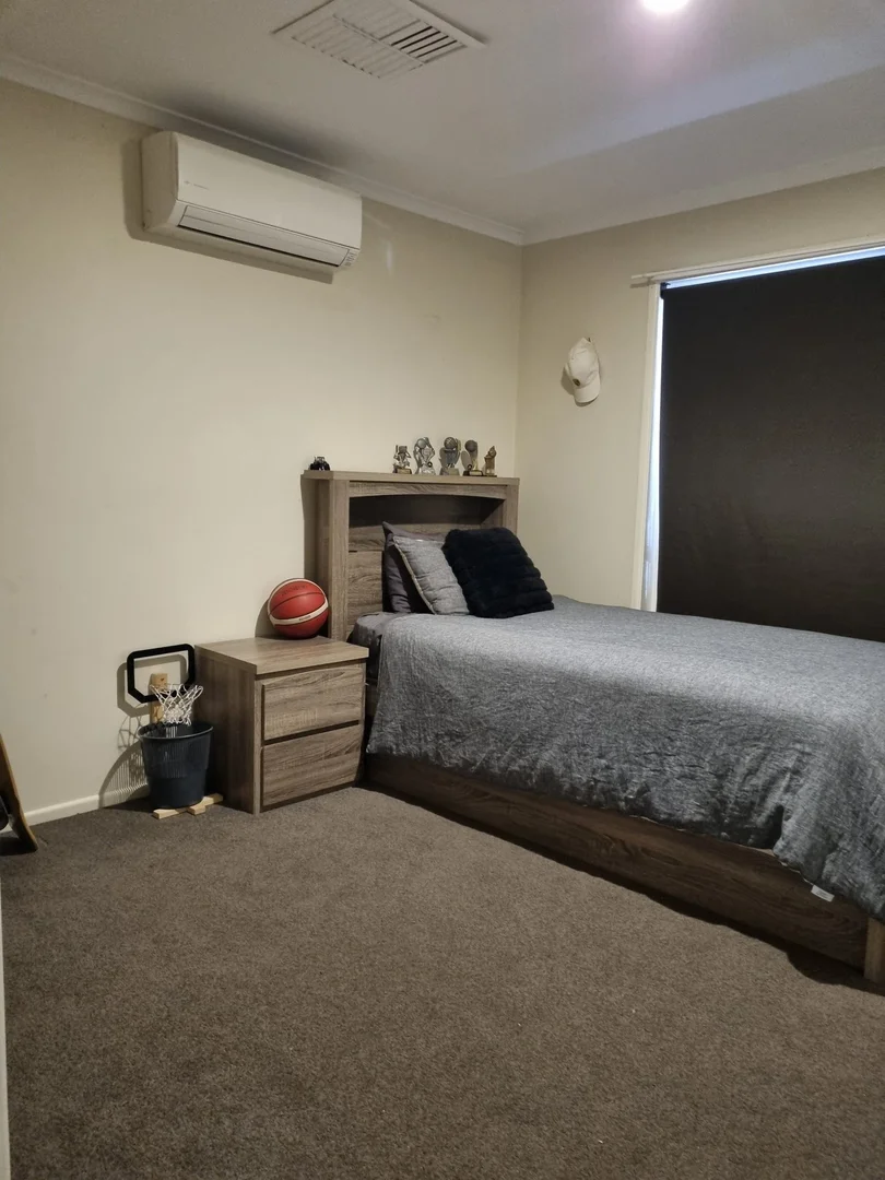 Additional image 13 of 20 Batavia Court, Emerald QLD 4720