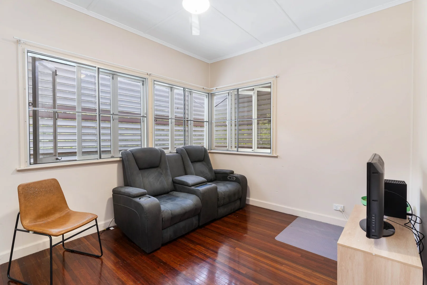 Additional image 3 of 133 Shepherd Street, Koongal QLD 4701