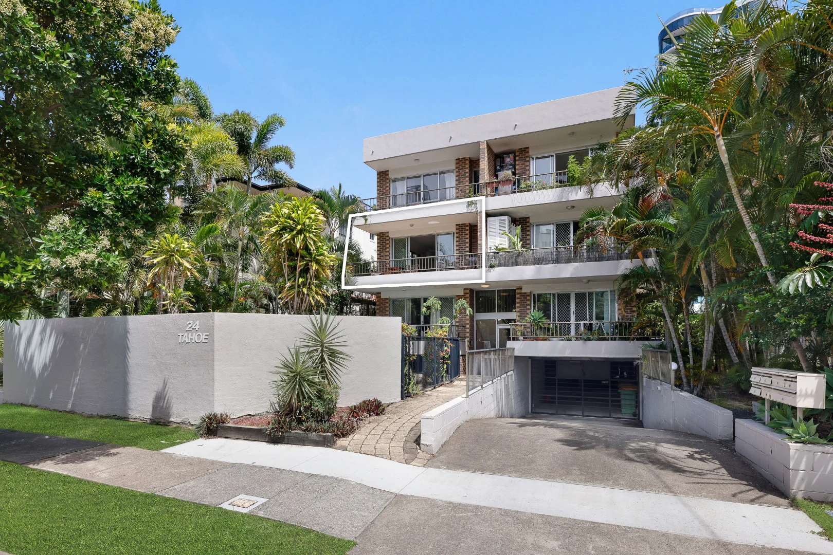 Additional image 3 of 3/24 First Avenue, Broadbeach QLD 4218
