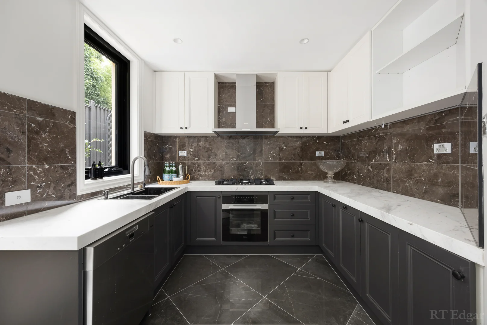 Additional image 10 of 12 Raheen Drive, Kew VIC 3101