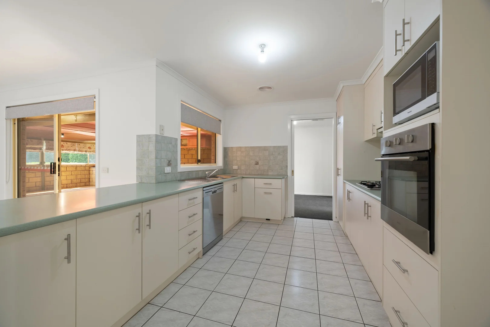 Additional image 13 of 26 Katrina Circuit, Corowa NSW 2646