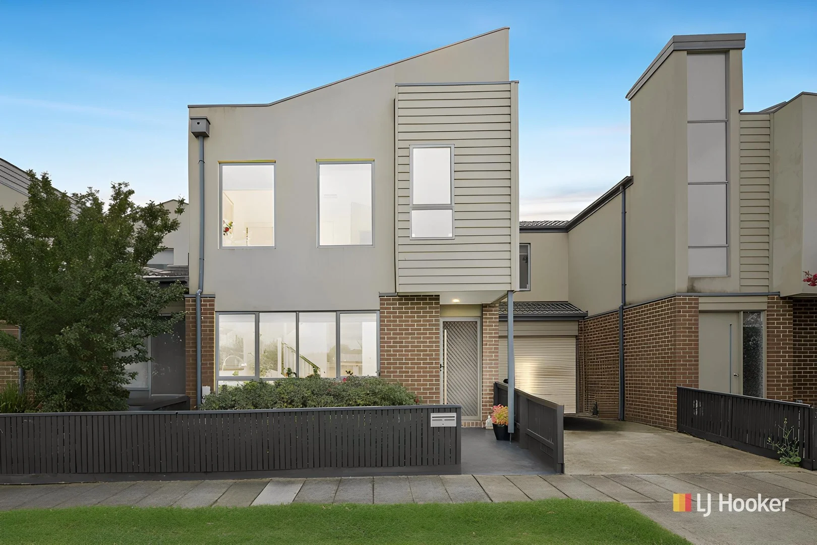 70A Hutchinson Drive, Lynbrook VIC 3975