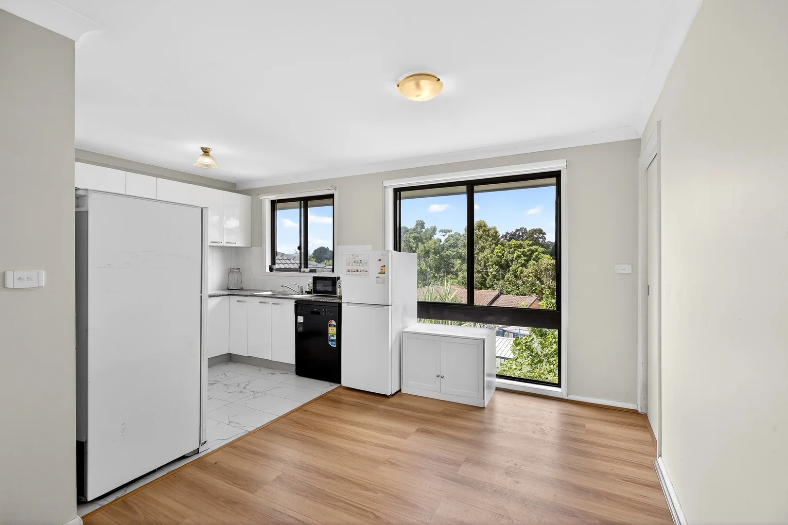 9 & 9a Cullen Place, Minto NSW 2566 photo 5
