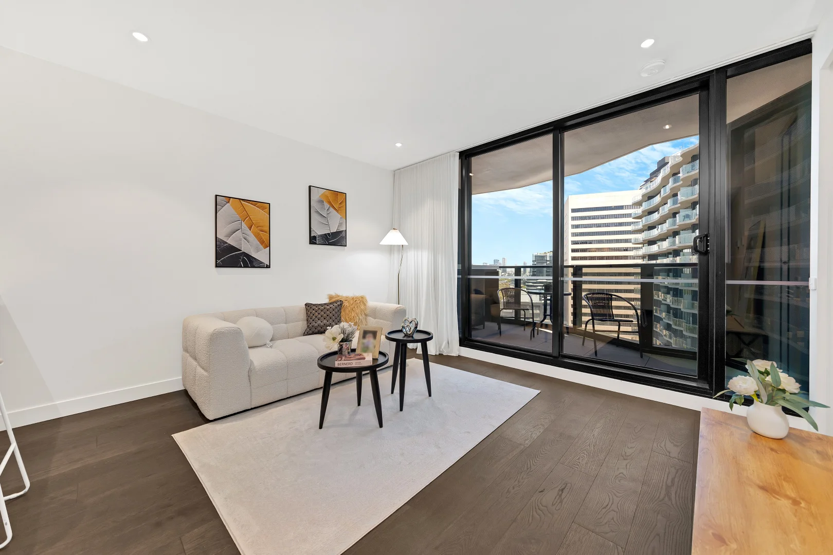 Additional image 2 of 1401/8 Bowen Crescent, Melbourne VIC 3004