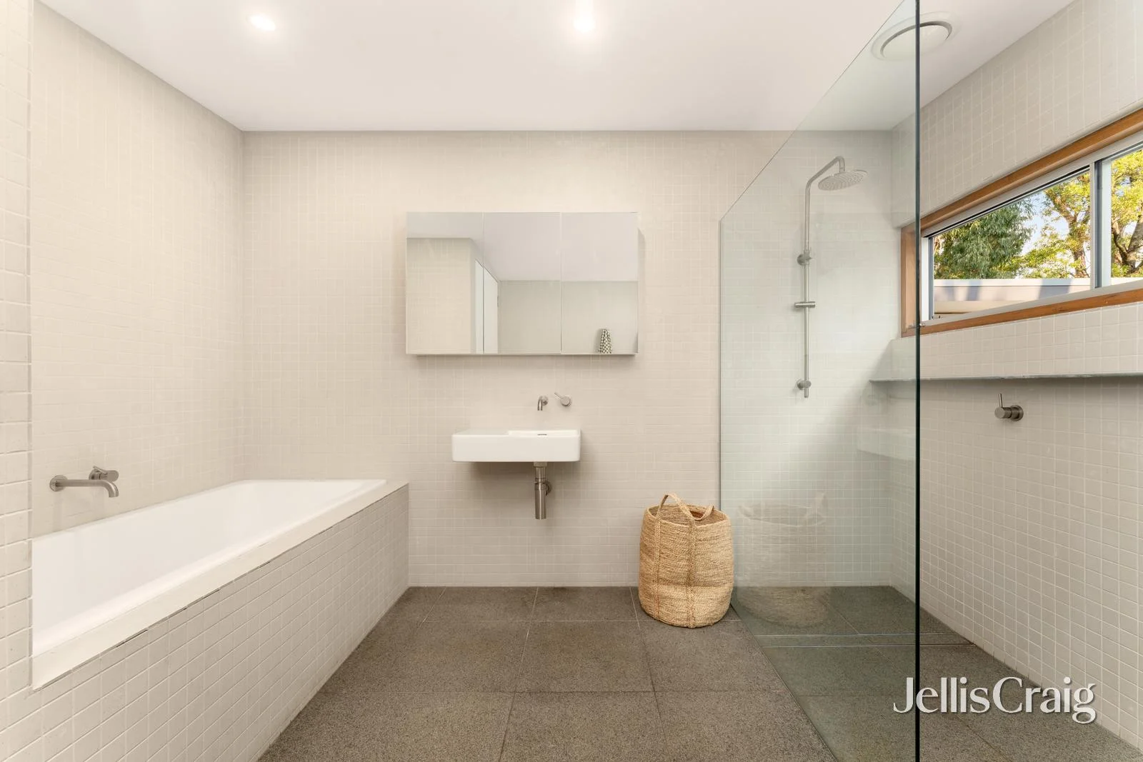 Additional image 23 of 5 Palentino Place, Brown Hill VIC 3350