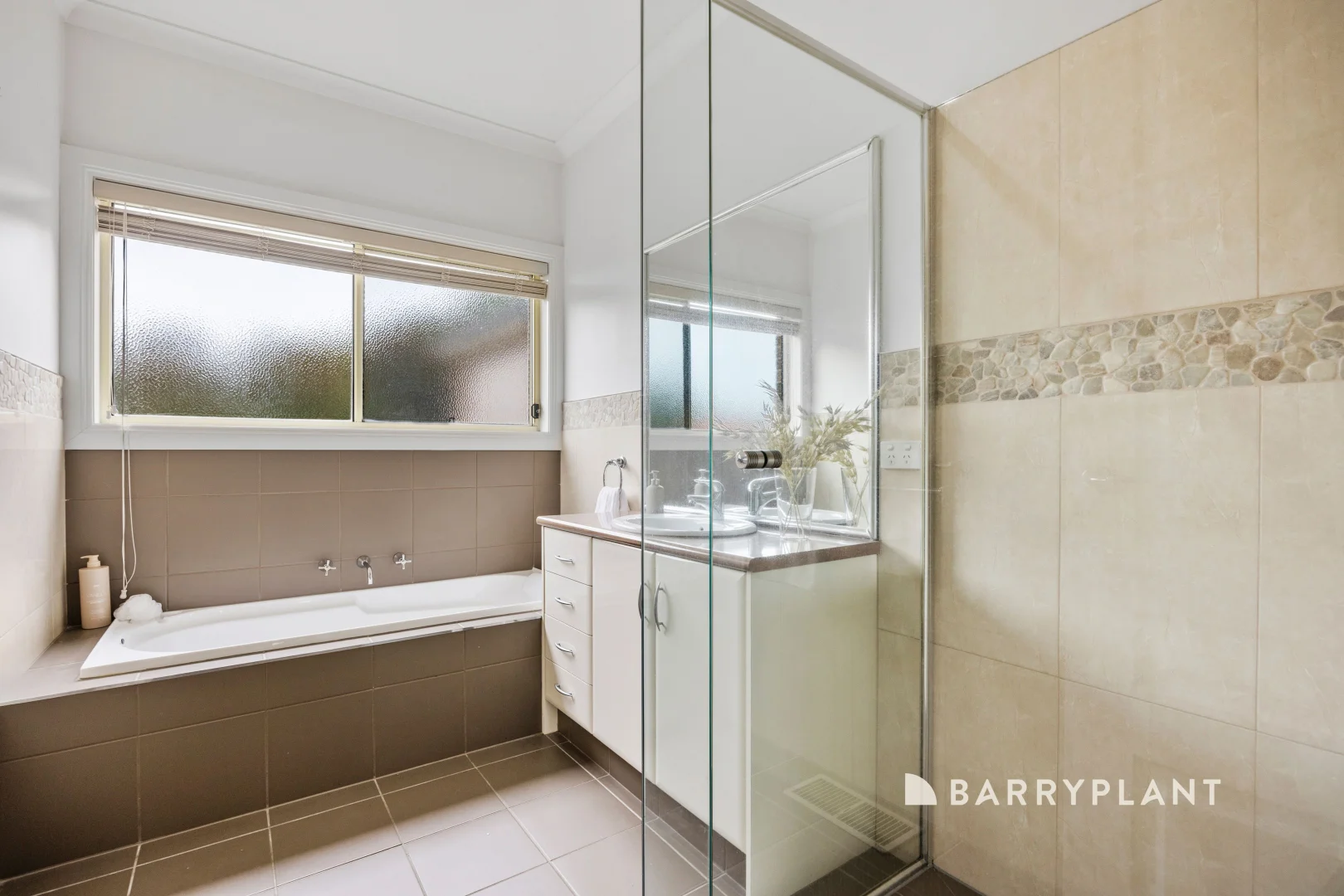 Additional image 16 of 2 Clayden Rise, Lysterfield VIC 3156