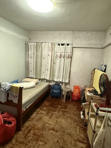 410 Pandan Gardens photo 3