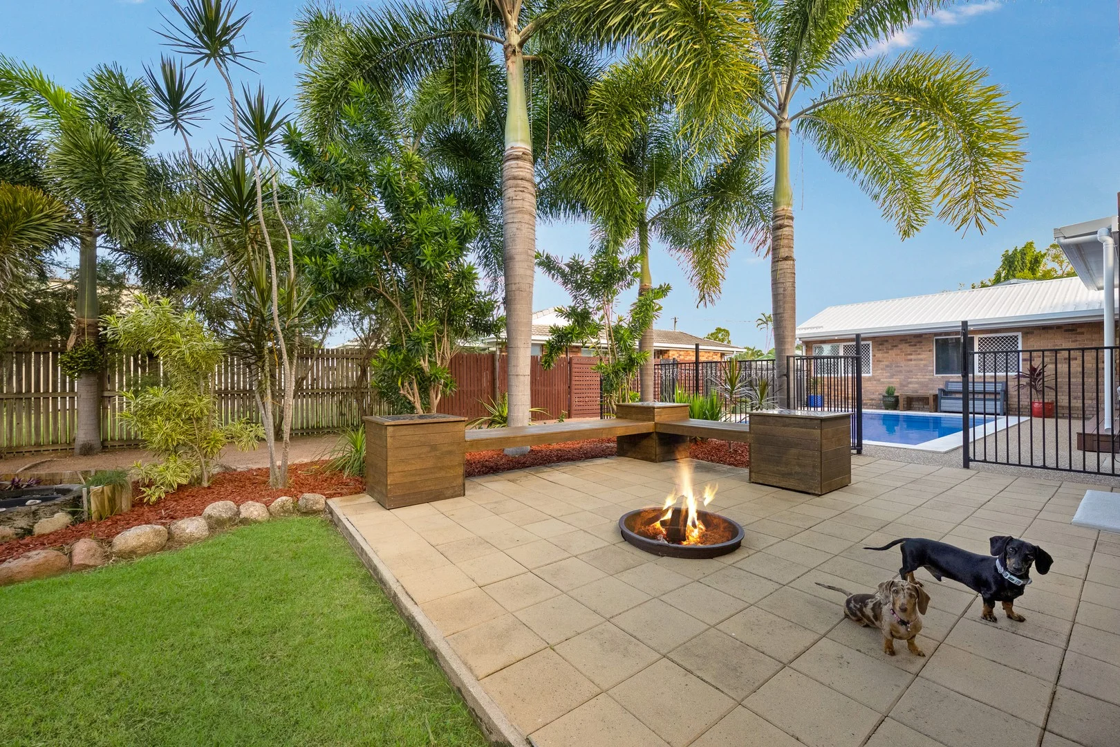 17 Hillgrove Court, Bushland Beach QLD 4818