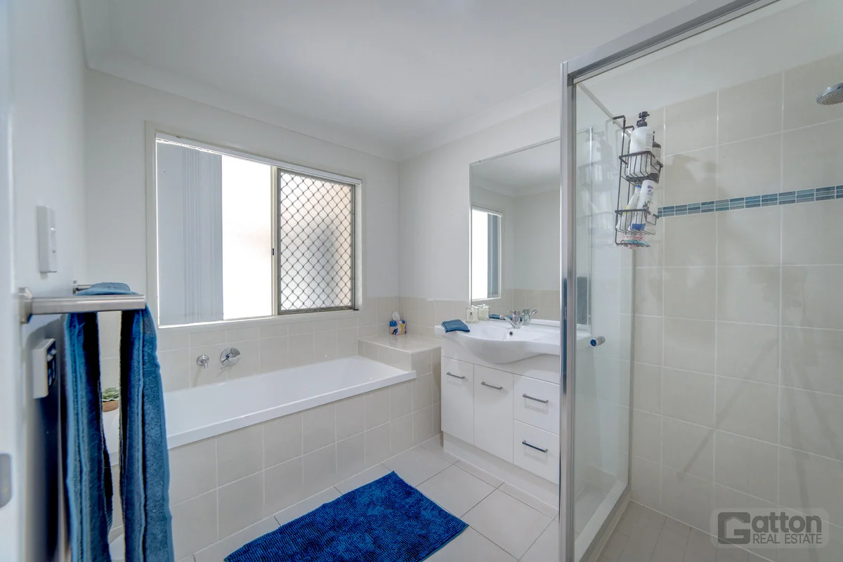 6 Cockatoo Drive, Adare QLD 4343 photo 4