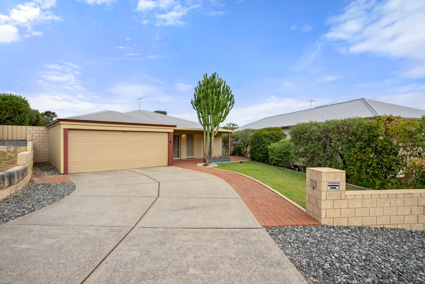 Additional image 2 of 16 Brignell Gardens, Parmelia WA 6167