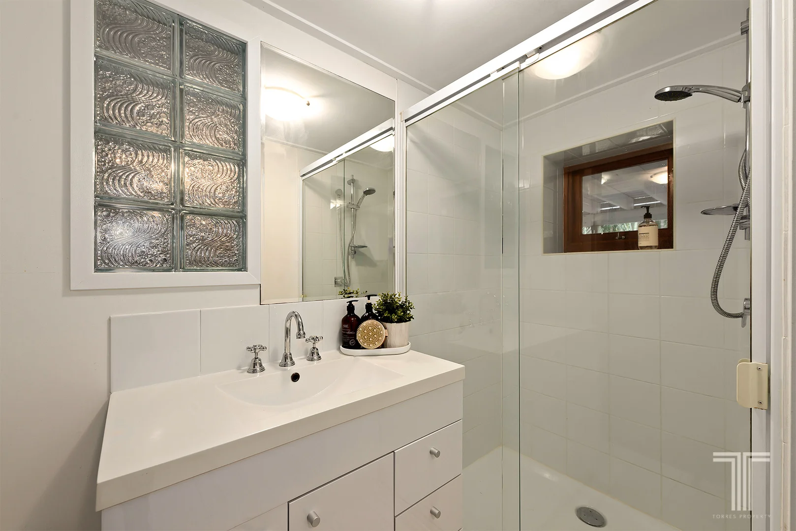 Additional image 20 of 31 Sterculia Avenue, Holland Park West QLD 4121