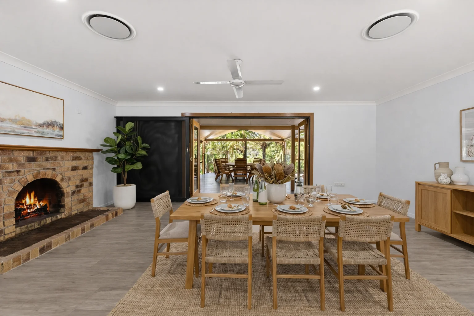 211-213 Avalon Road, Sheldon QLD 4157 photo 2