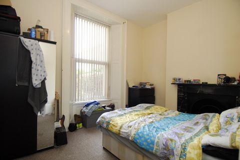 Woodland Terrace, Flat 1, Plymouth PL4