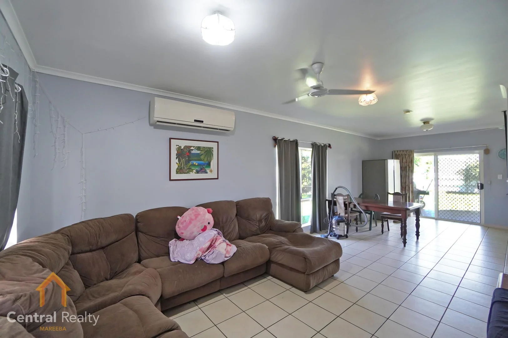 14 Mountain View Close, Mareeba QLD 4880 photo 5
