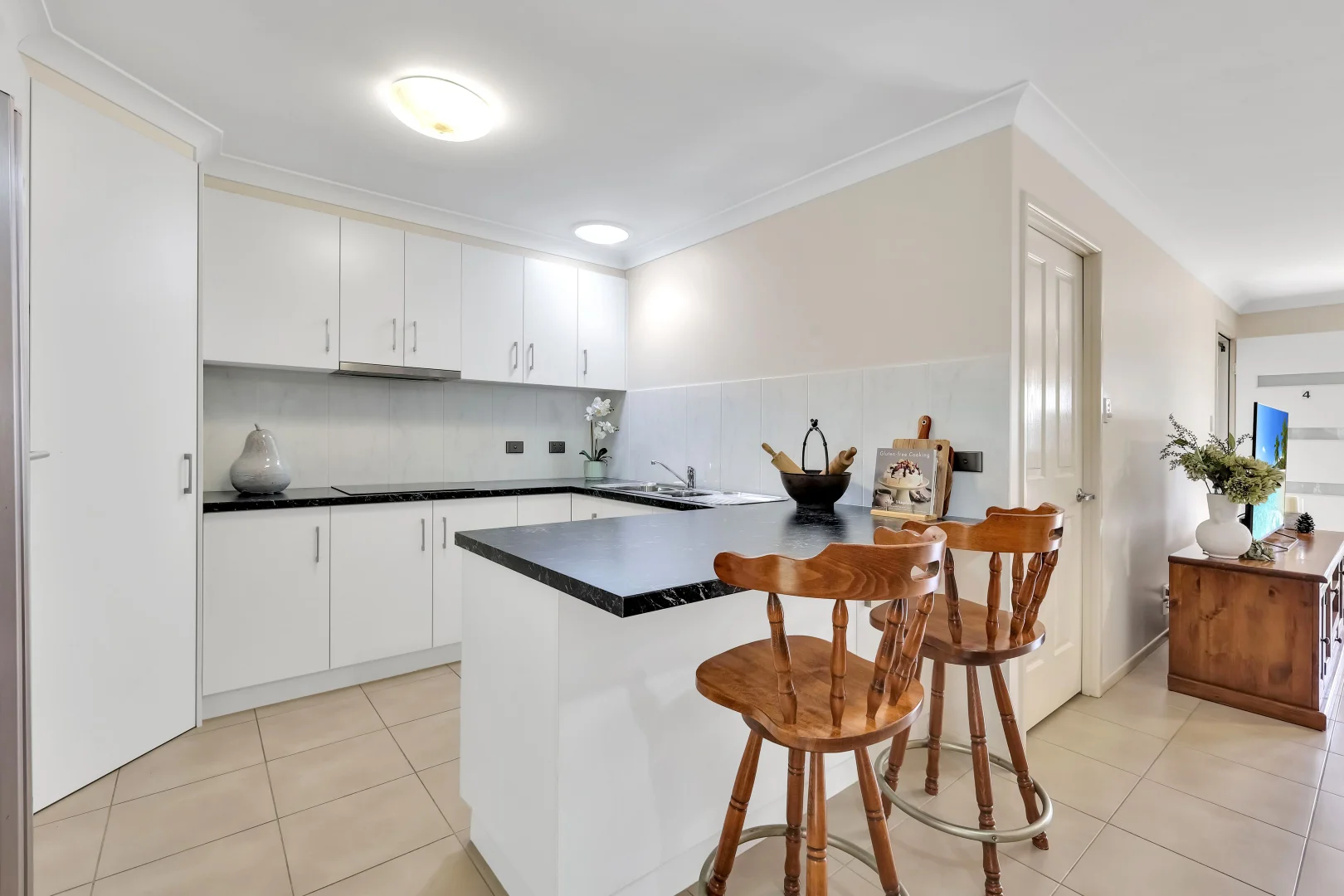 Additional image 9 of 4/194-196 Jellicoe Street, Newtown QLD 4350