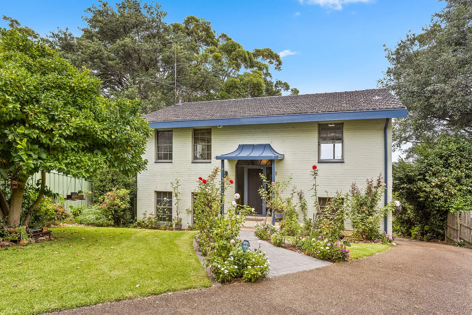 3 Eirene Avenue, Mangerton NSW 2500