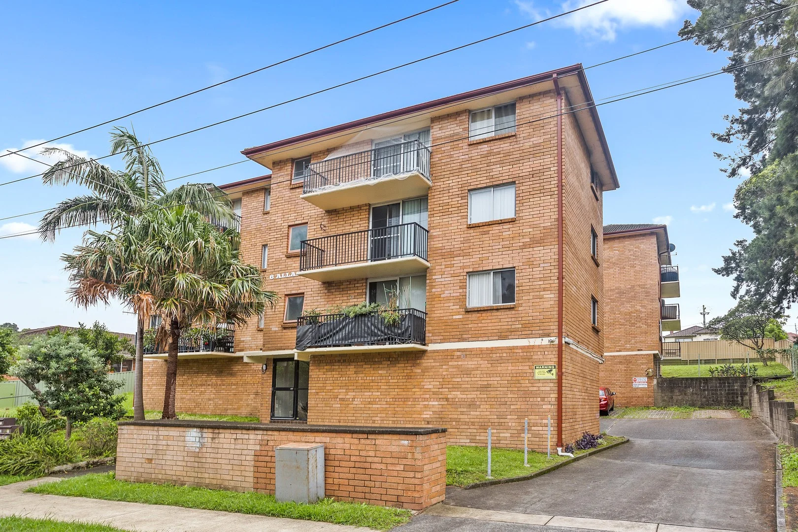 16/6 Eyre Place, Warrawong NSW 2502