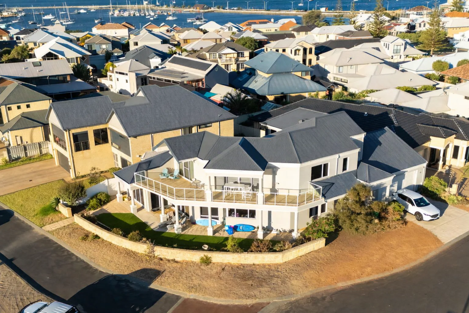 16 Baudin Terrace, Bunbury WA 6230