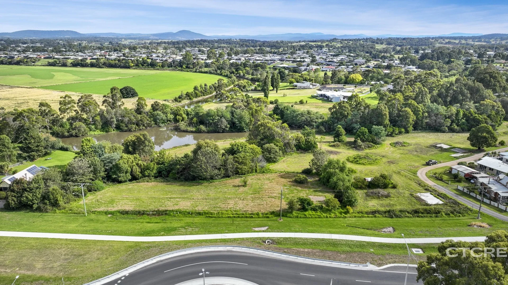 Additional image 2 of 1-9/9 Dickeson Lane, Lucknow VIC 3875