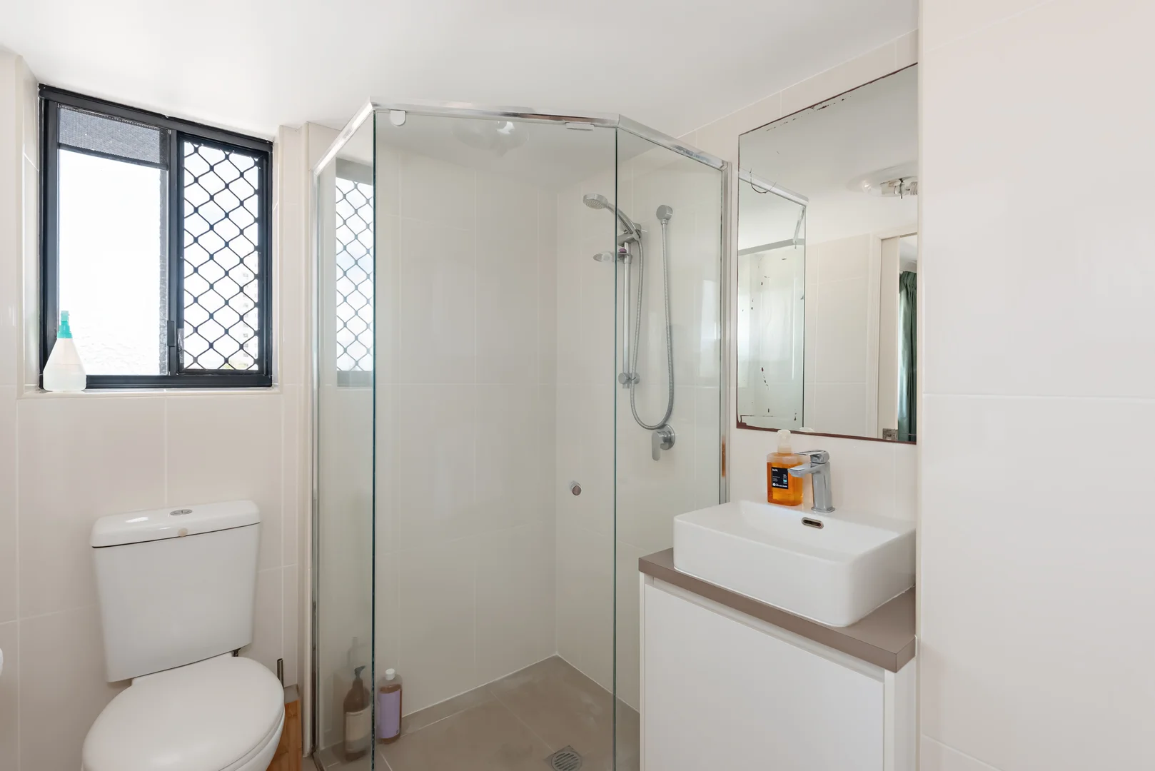Additional image 8 of 18/12 Paradise Island, Surfers Paradise QLD 4217