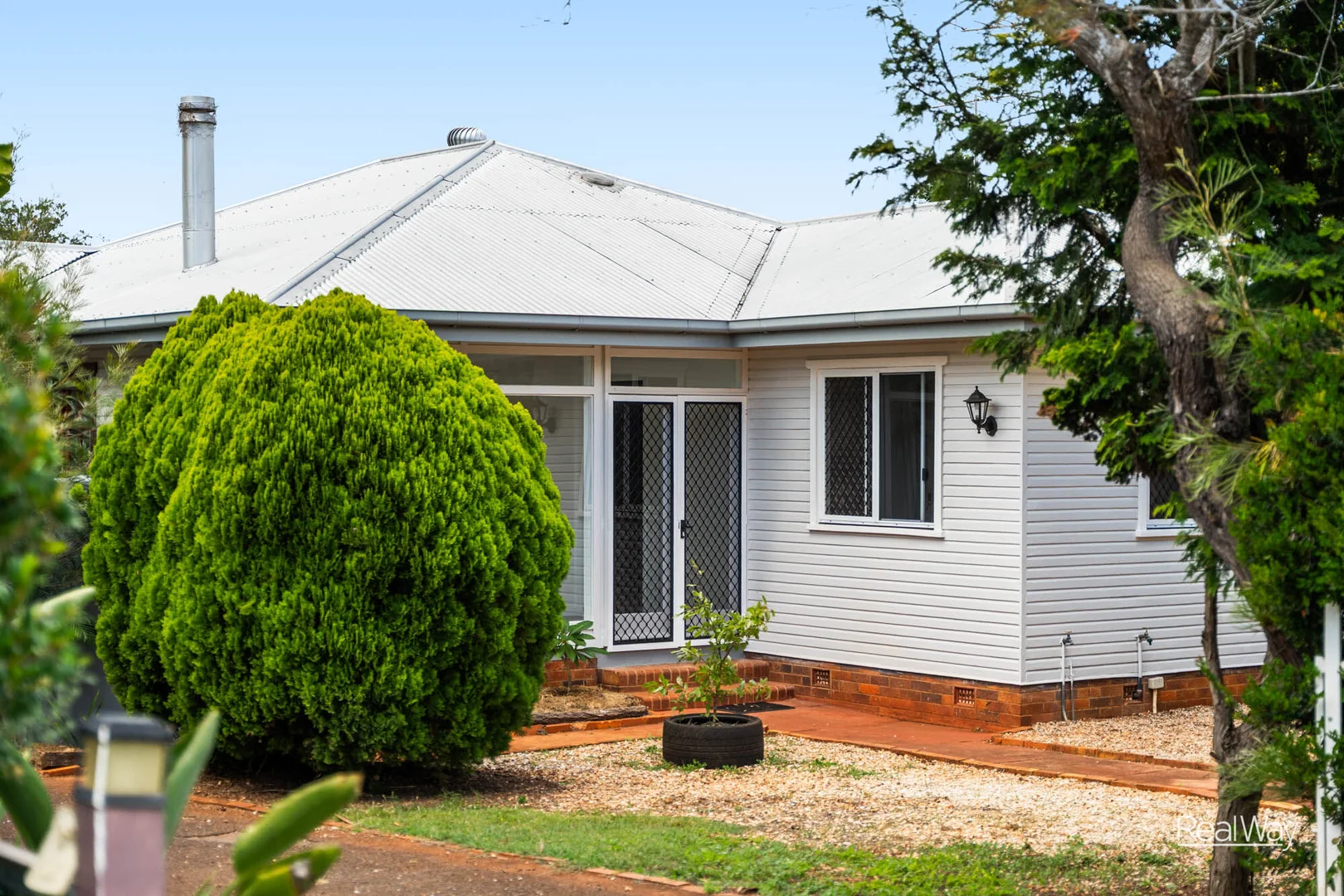 Additional image 2 of 24 Blackdown Street, Harristown QLD 4350