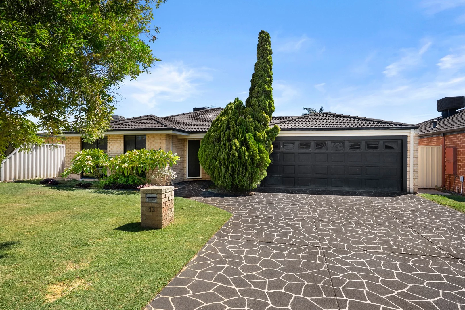 43 Montoro Drive, Port Kennedy WA 6172