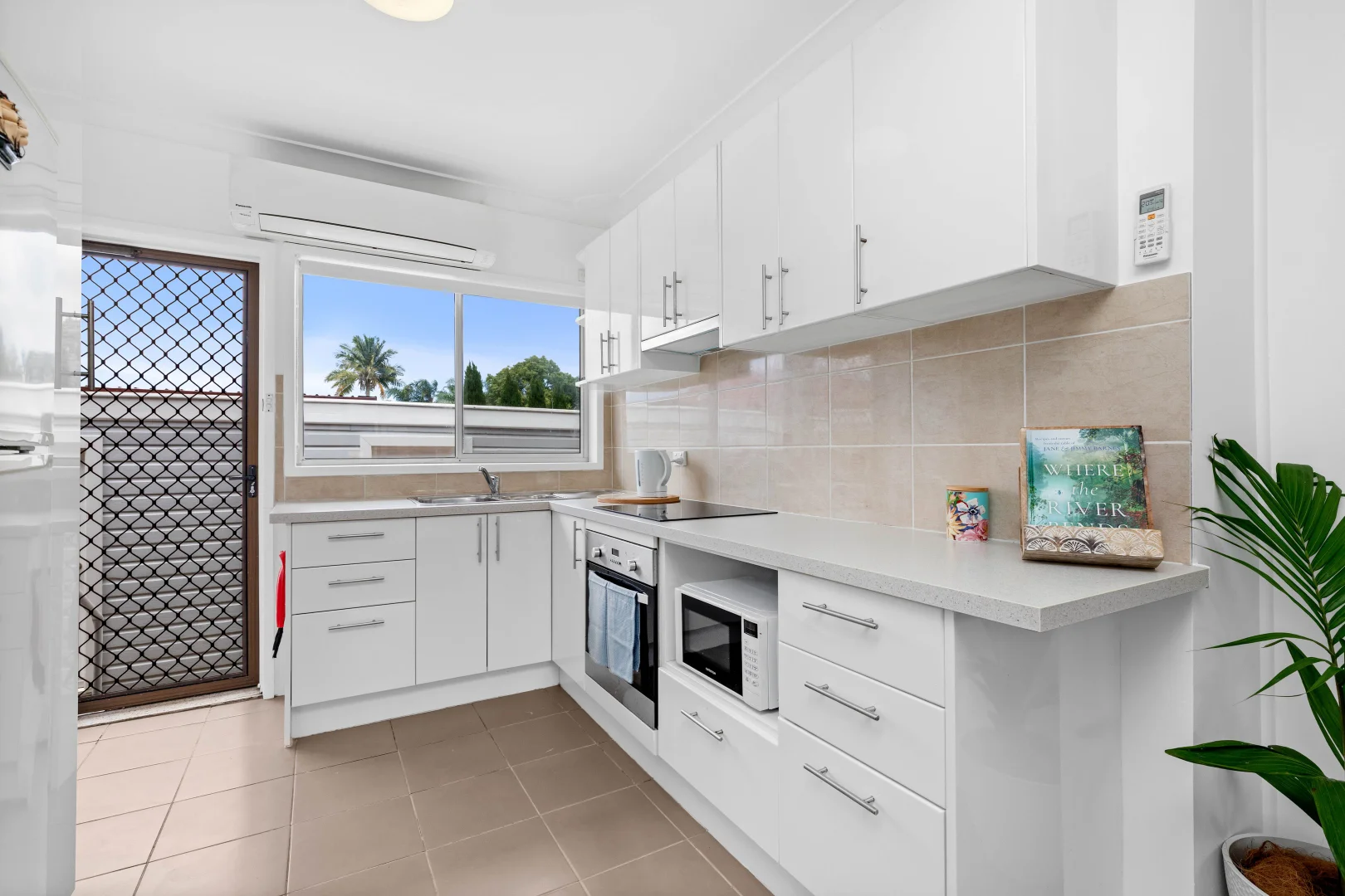 Additional image 3 of 3/13 Margaret Street, Belmont North NSW 2280