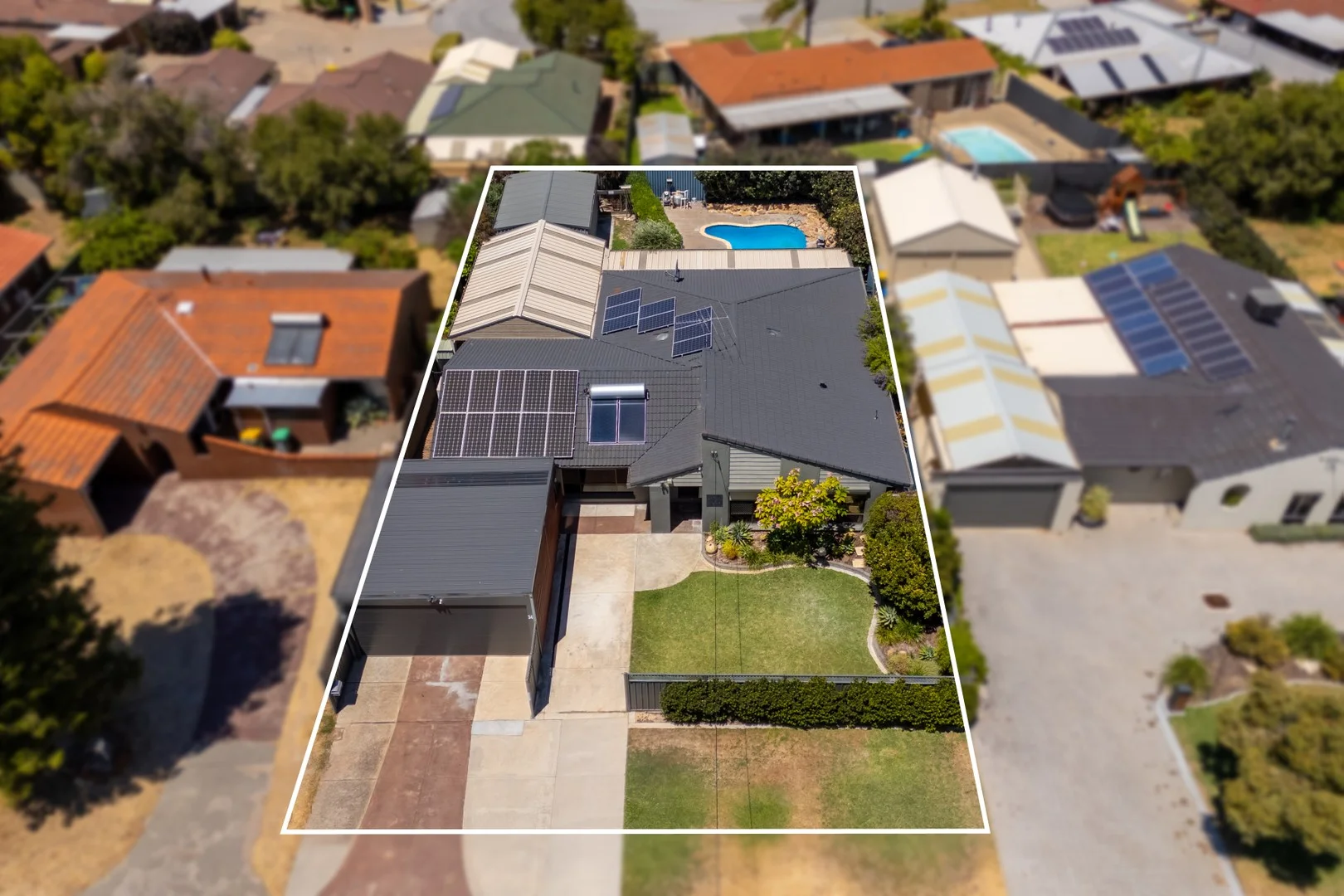 34 Cambridge Crescent, Cooloongup WA 6168