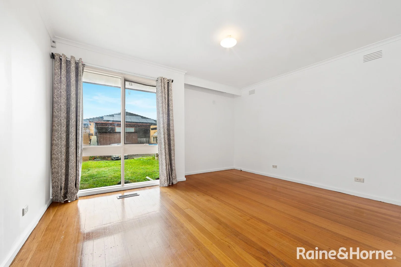 Additional image 11 of 1 Harris Street, St Albans VIC 3021