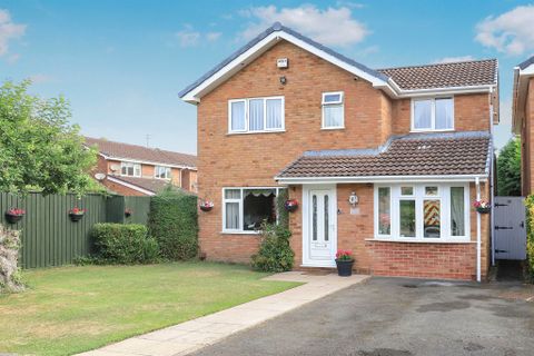 Kerridge Close, Pendeford, Wolverhampton WV9