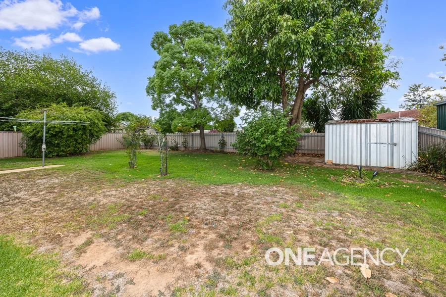 Additional image 11 of 73 HUTHWAITE STREET, Mount Austin NSW 2650