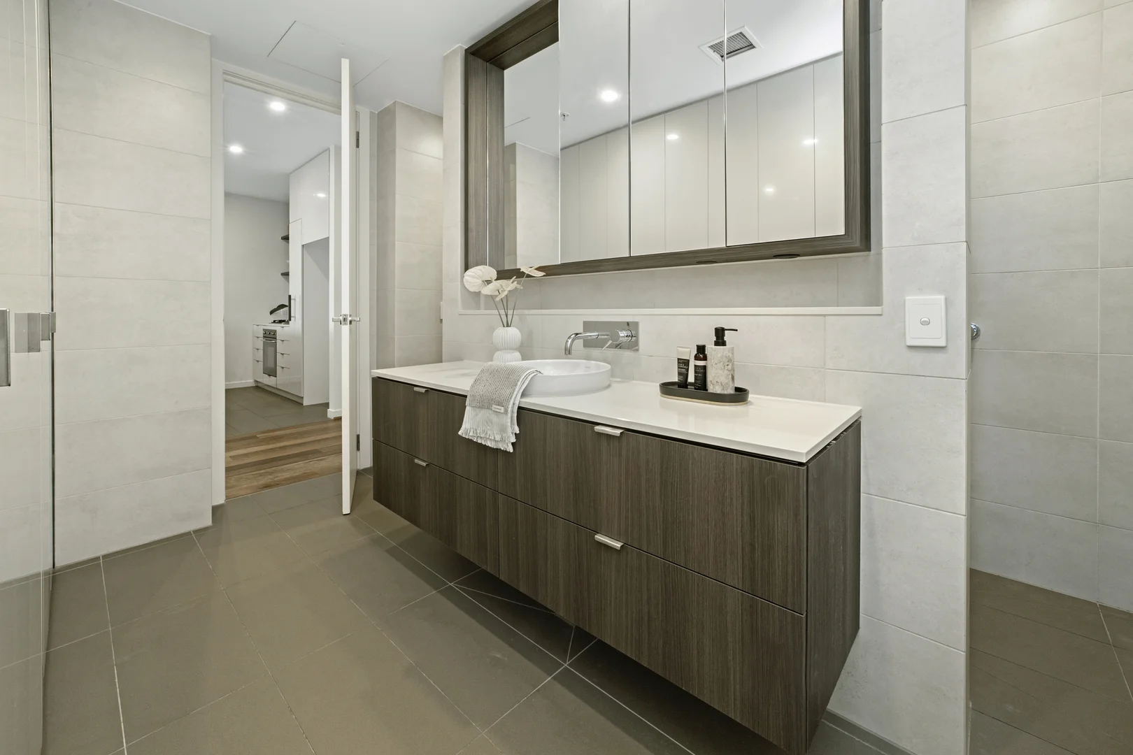 Additional image 7 of 302/18 Etna Street, Glen Huntly VIC 3163