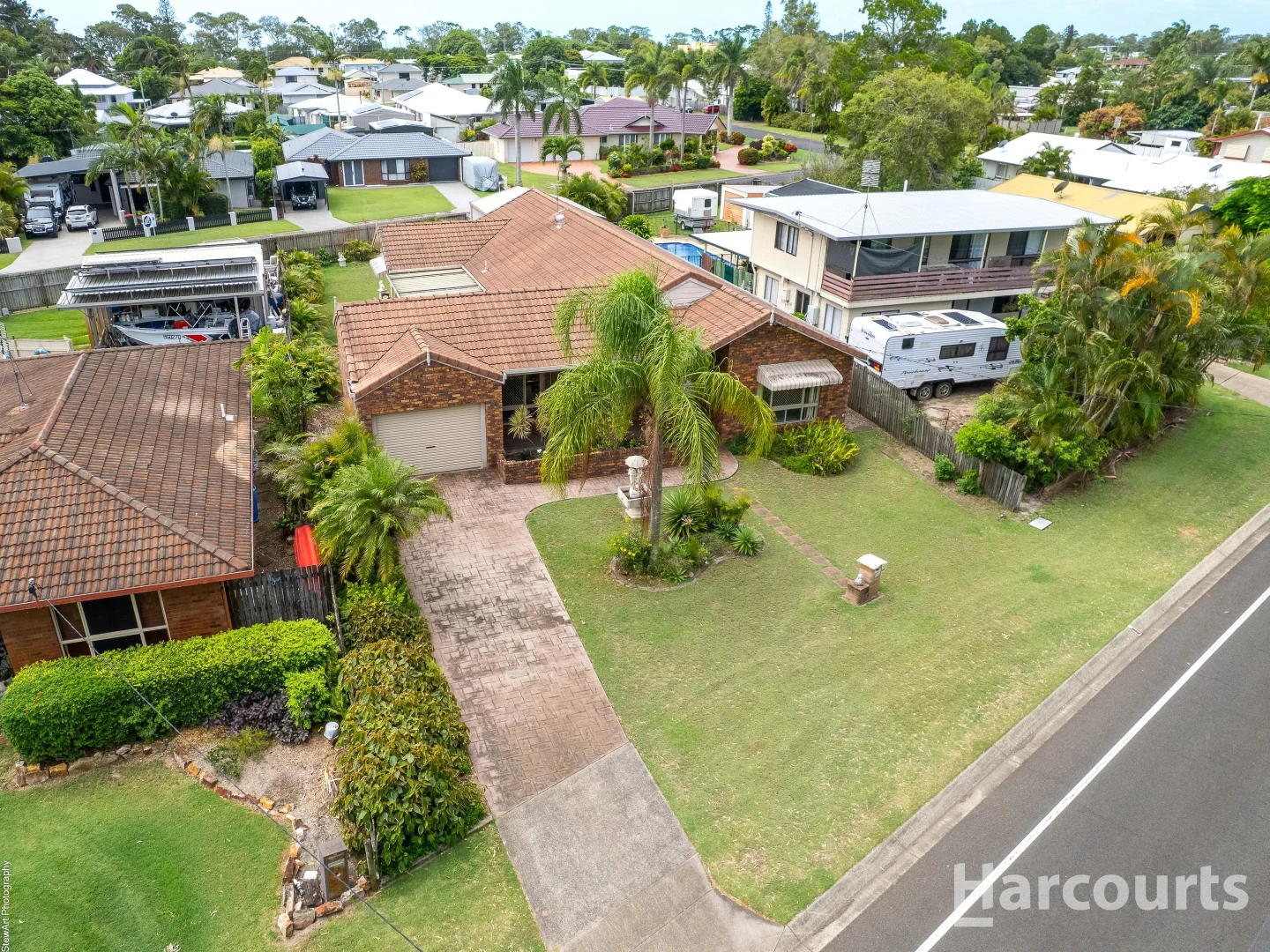 Additional image 3 of 120 Truro Street, Torquay QLD 4655