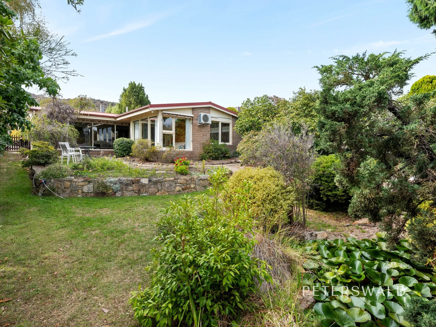 69 Esplanade, Rose Bay TAS 7015