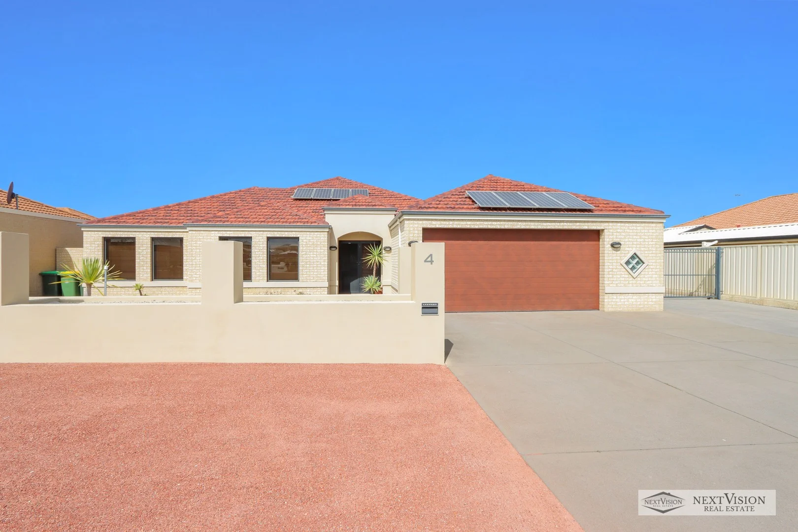 4 Hird Rd, Success WA 6164