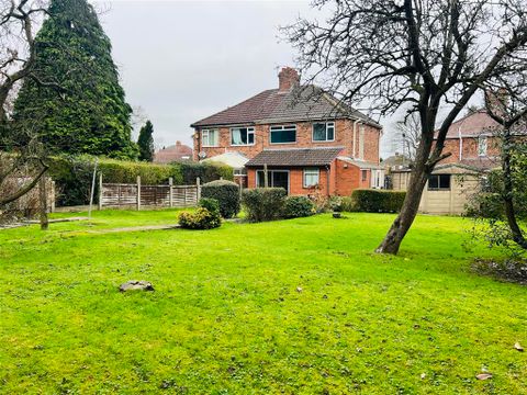 St. Catherines Crescent, Penn, Wolverhampton WV4