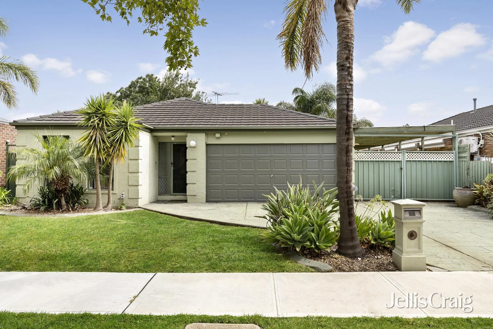 46 Panorama Drive, Hillside VIC 3037