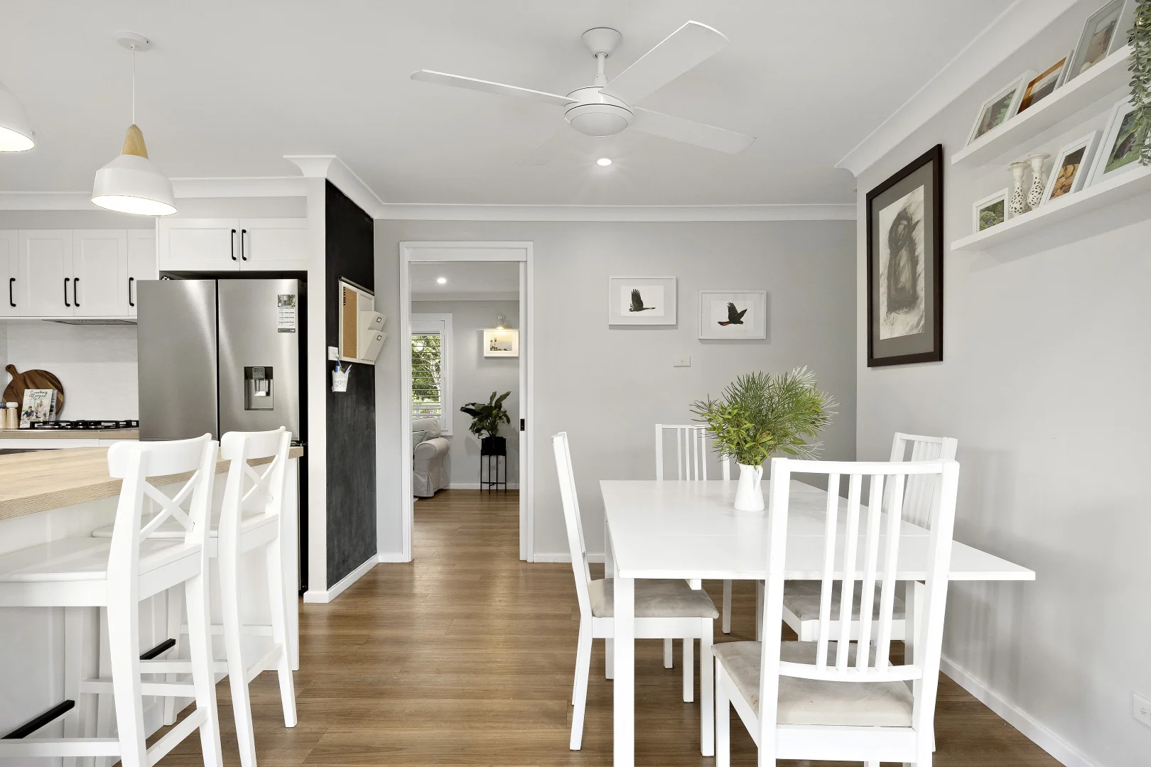 18 Florey Crescent, Springwood NSW 2777 photo 5
