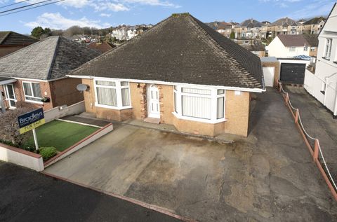 Gower Ridge Road, Plymouth, Devon PL9