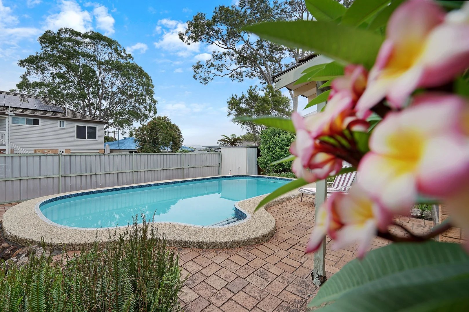 4 Maxine Close, Eleebana NSW 2282