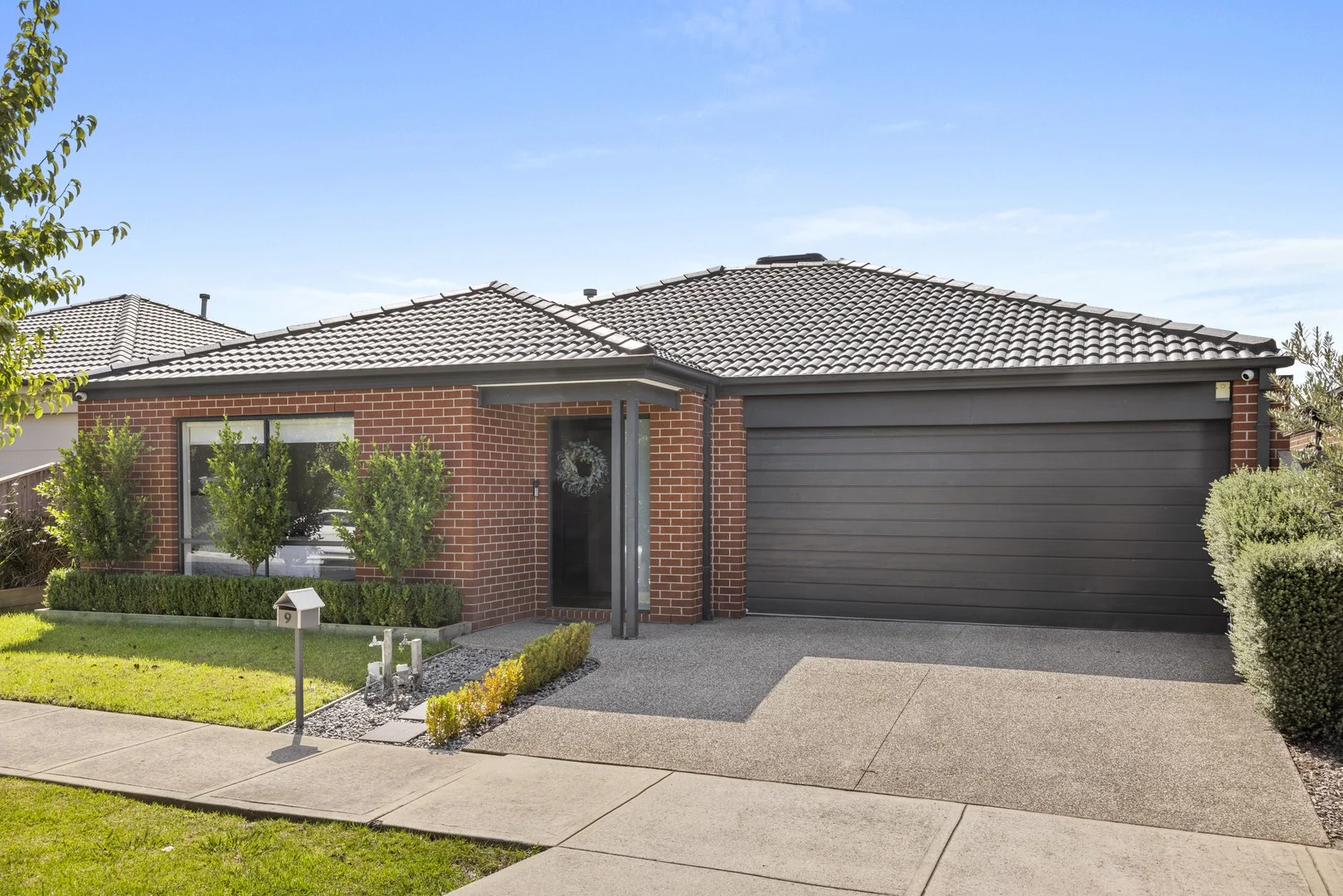 9 Arlington Park Parade, Mickleham VIC 3064