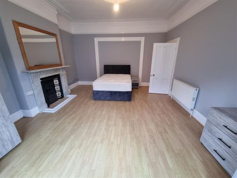 Beechwood Avenue, Plymouth PL4