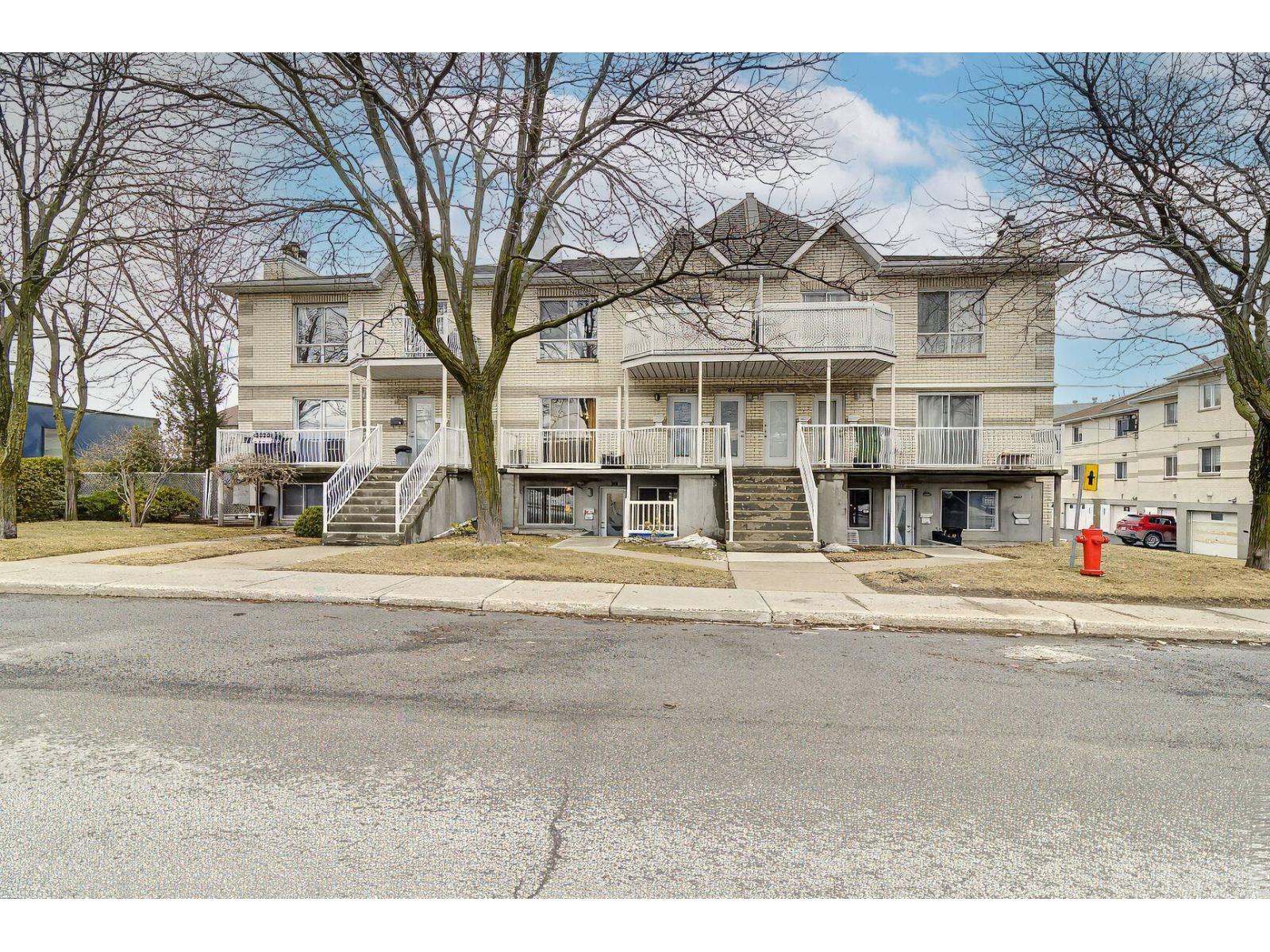 2111 Rue Léger