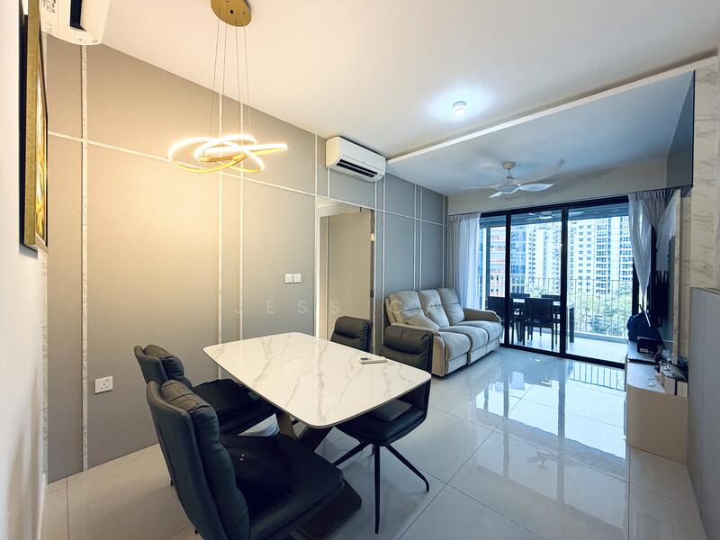 55 Hougang Avenue 7