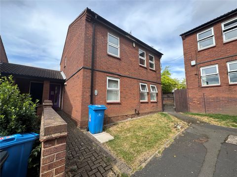 Abbotts Barn Close, Derby, Derbyshire DE22