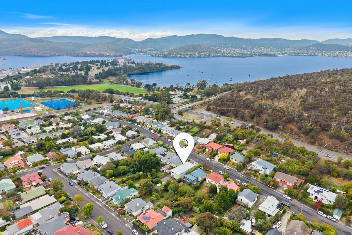 2/38 Oldham Avenue, New Town TAS 7008